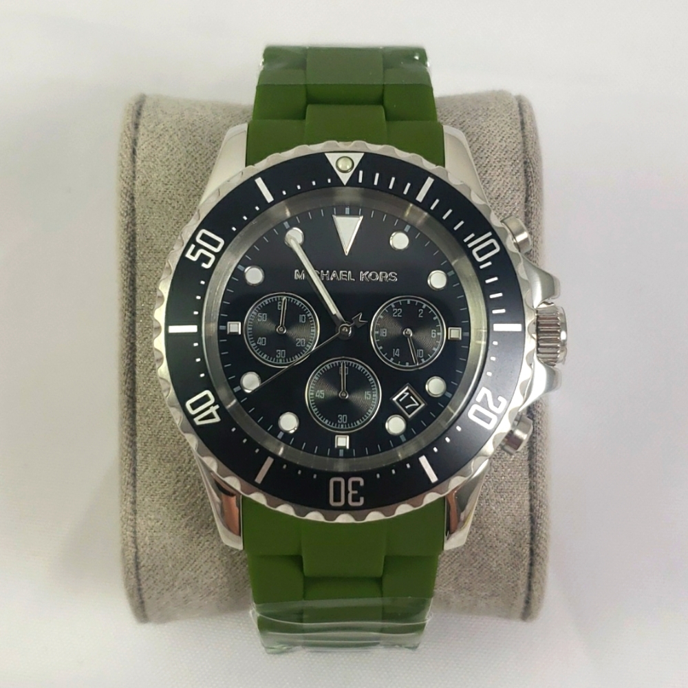 New Michael Kors Everest Green Silicone Men's Chronograph Watch Silver Black NWT